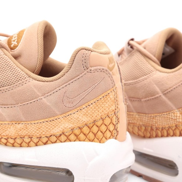 Nike Air Max 95 Premium SE- NIB - Picture 5 of 7